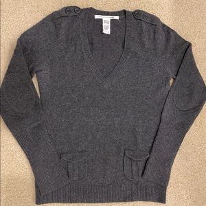 Diane von Furstenberg - Grey V-Neck Sweater